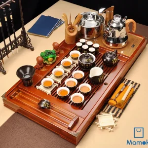 Bộ Bàn Trà Đạo Thông Minh Khay Gỗ Tự Nhiên Nan Thưa Kèm Trọn Bộ Ấm Chén Sứ Đen Chữ Vàng Lòng Trắng Cao Cấp