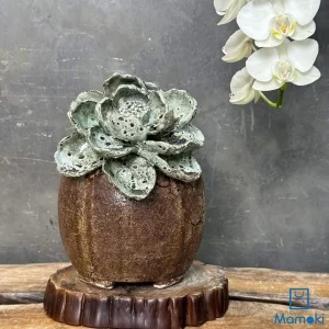 Bình Gốm Nghệ Thuật "Thanh Ngọc Mộc Sa" - Thân Nâu Trầm & Hoa Đắp Nổi Hiệu Ứng San Hô
