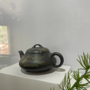 Ấm Trà Gốm Tử Sa Đen Họa Tiết Hoa Mai Vàng